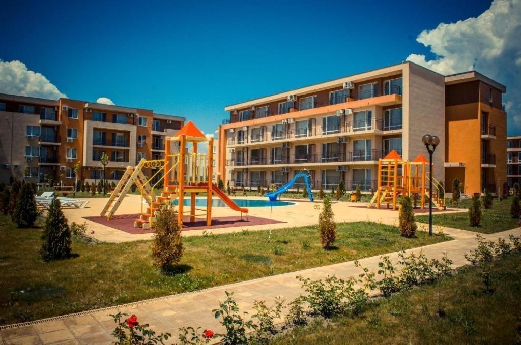 Fort Noks Holiday A2-61 Large Studio Солнечный берег Экстерьер фото